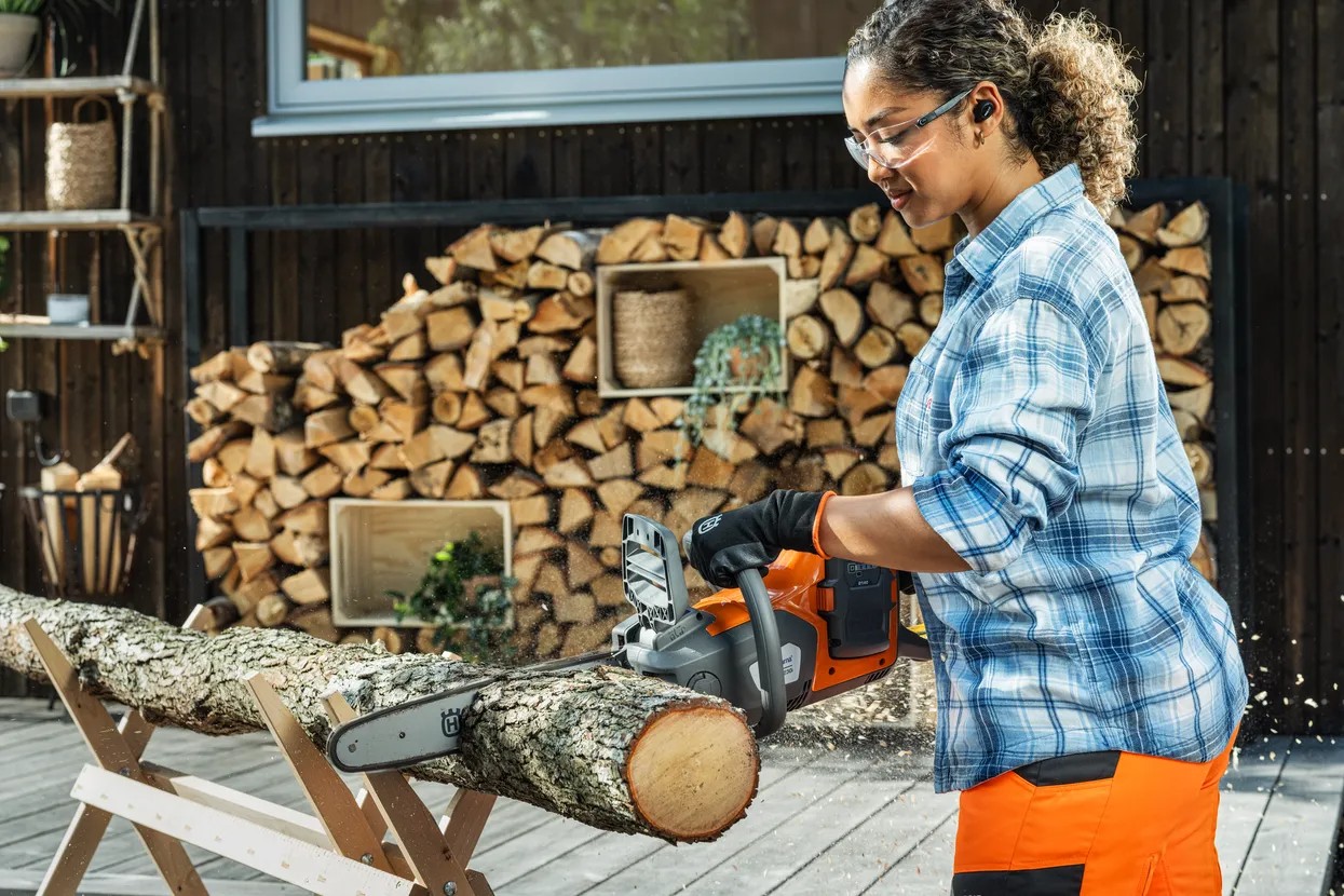 Husqvarna 230i tronçonneuse à batterie sans batterie ni chargeur